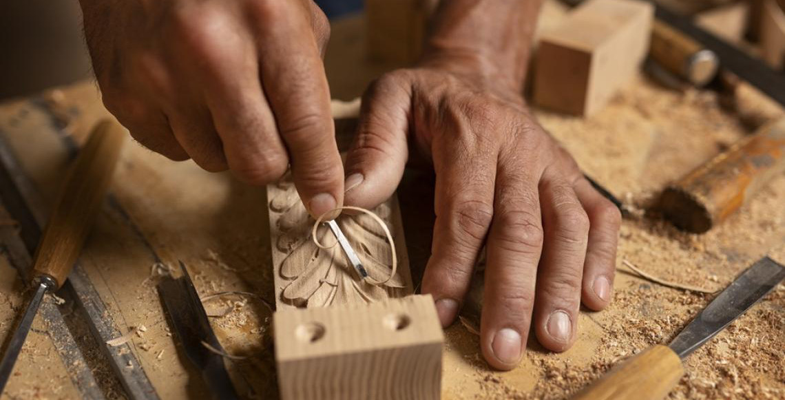 Inscrições para curso gratuito de criação com madeira e plástico no DF estão abertas