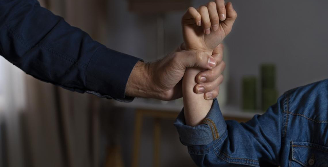 Câmara aprova endurecimento de pena para preso em saída temporária que agredir mulher