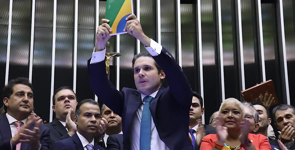 Hugo Motta e mais 6 deputados controlam R$ 1,5 bilhão em emendas antes secretas