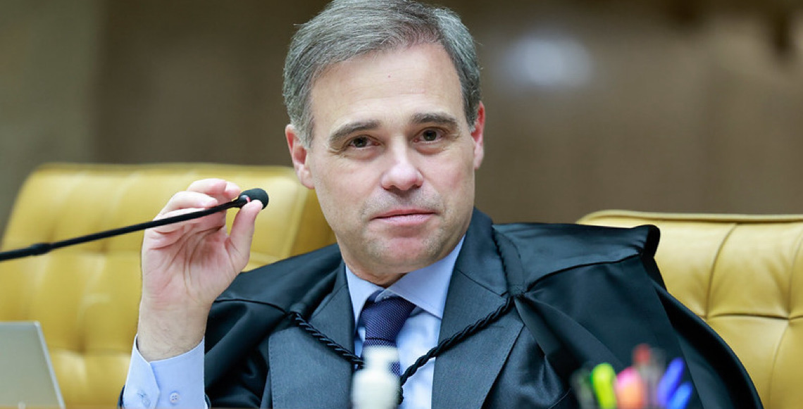 Ministro André Mendonça manda soltar preso de esquema do INSS que tenta delação