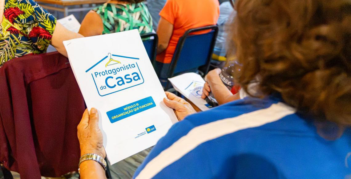 Programa Protagonista da Casa fortalece autonomia feminina e beneficia mais de 12 mil mulheres no DF