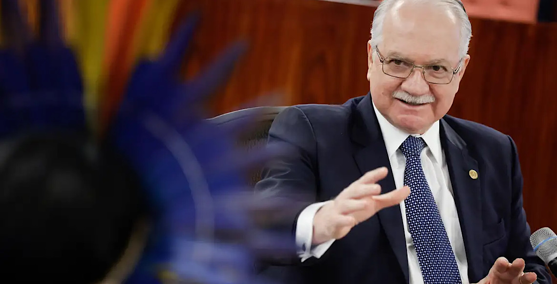Ministro Edson Fachin suspende decisão que barrava uso de imóveis para salvar BRB