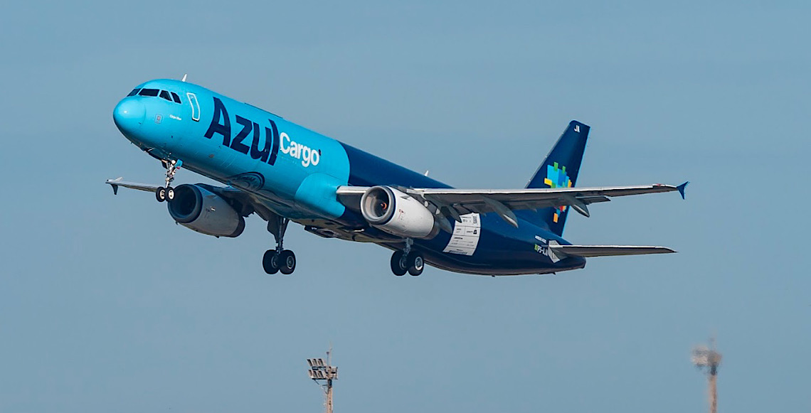 Azul aumenta frota cargueira e aposta em cliente do agronegócio para crescer