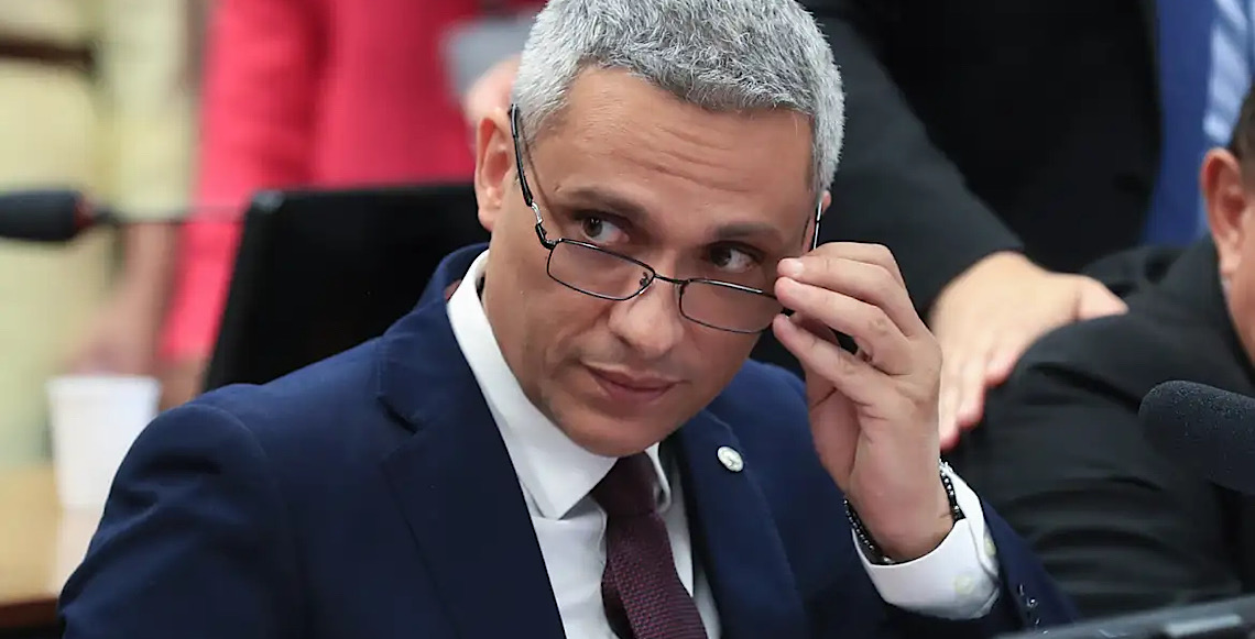 STF torna Gustavo Gayer réu sob acusação de injúria por ligar Lula a Hamas e nazismo