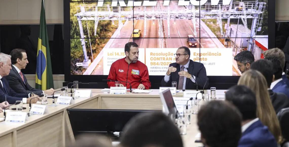 Governo do Brasil suspende mais de 3 milhões de multas do free flow e dá anistia de 200 dias