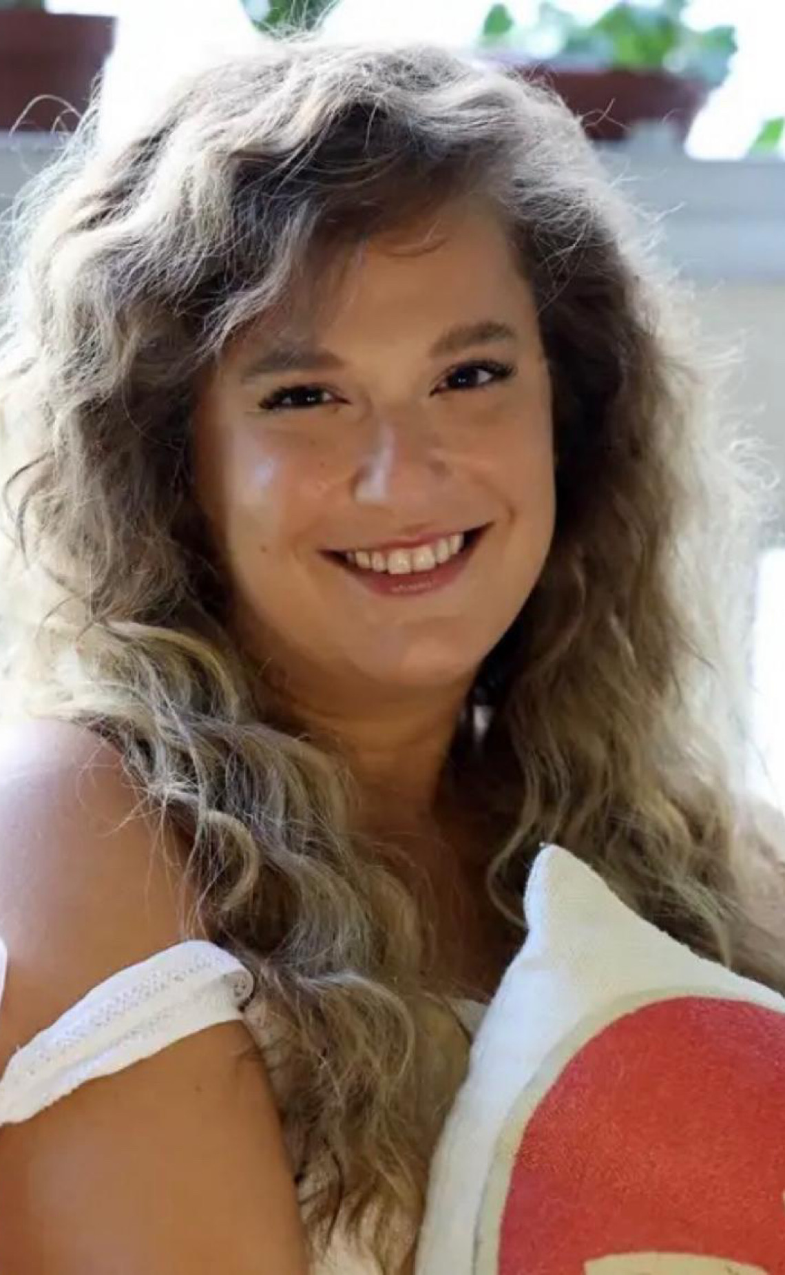 Cantora Alice Caymmi lança álbum em homenagem ao avô Dorival