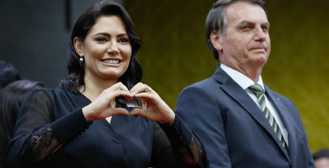 Jair Bolsonaro volta ao hospital para novo procedimento cirúrgico, diz Michelle