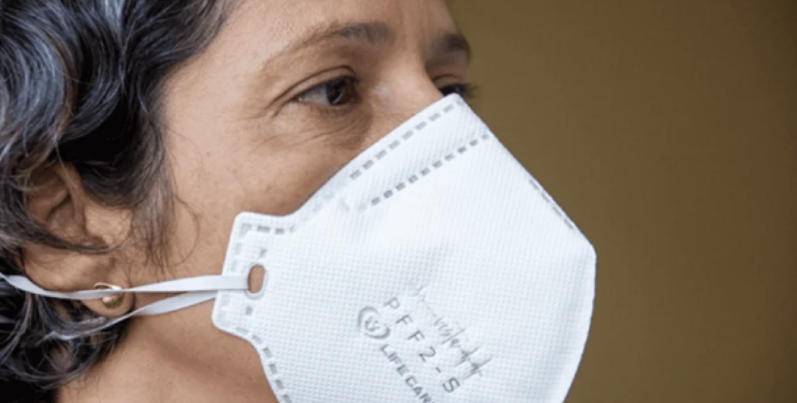 Máscara criada com apoio da Fundação de Apoio à Pesquisa do Distrito Federal inativa vírus respiratórios
