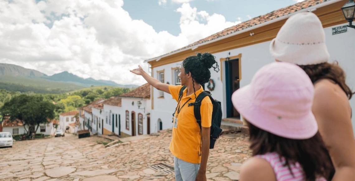 Turismo brasileiro cria 86 mil empregos formais em um ano e ultrapassa 2,4 milhões de trabalhadores no setor