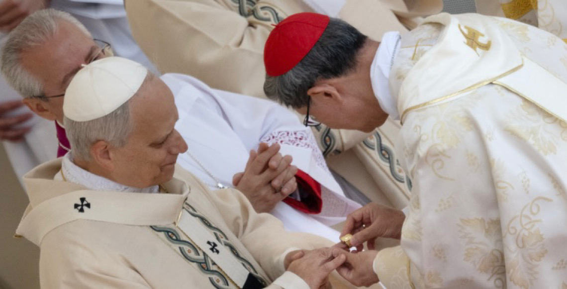Vaticano publica documento sobre inclusão de LGBTQIA+ e com críticas à 'cura gay'