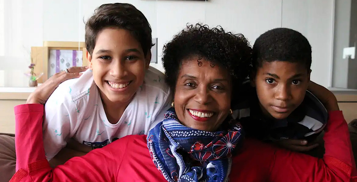 Gírias da geração Z desafiam comunicação com as mães