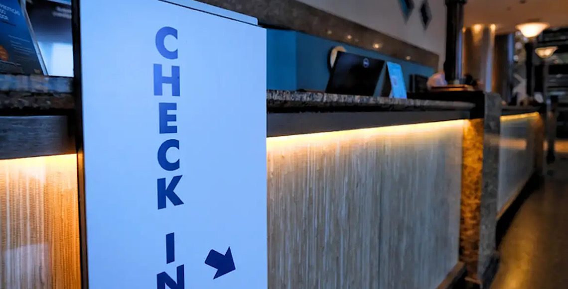 Com check-in digital, hóspede pode chegar a hotel com ficha preenchida 