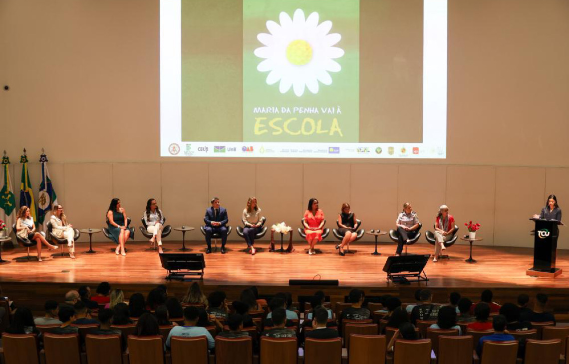 Estudantes do DF vão escolher mascote da campanha Maria da Penha Vai à Escola