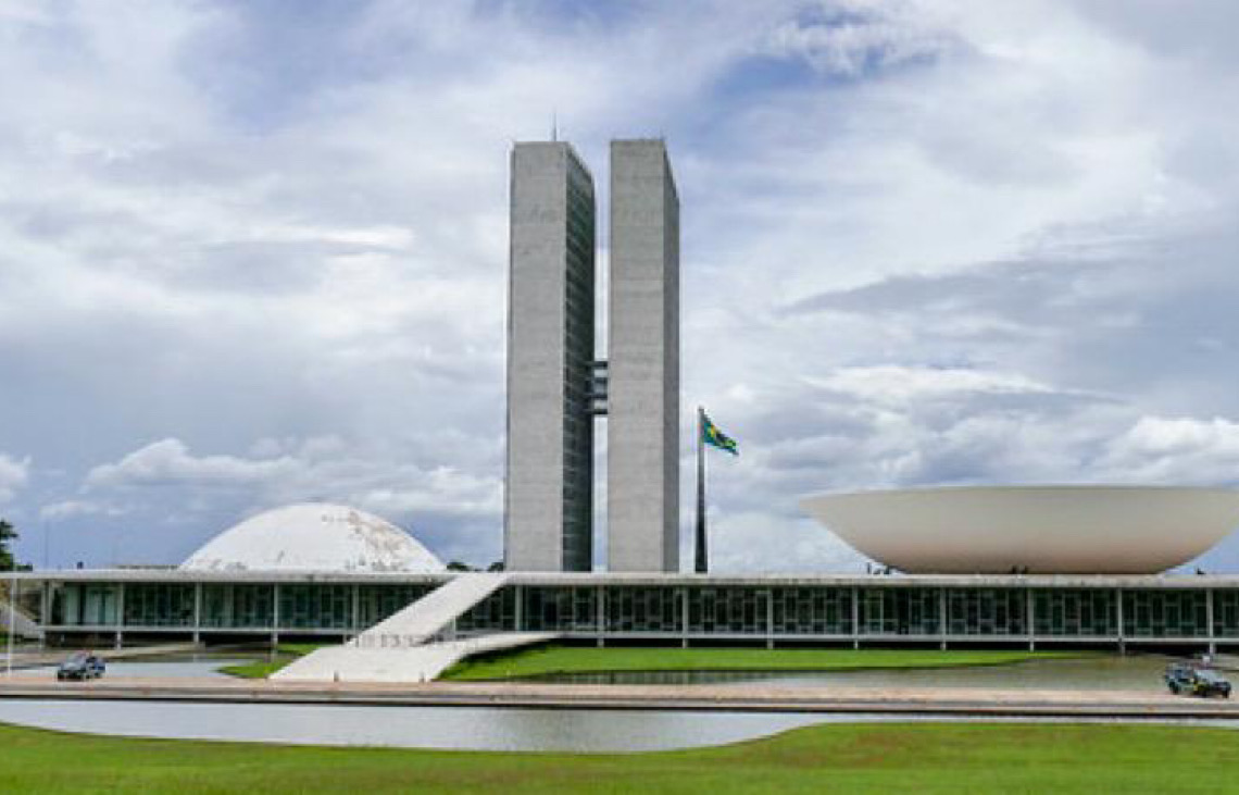 Oito anos depois da onda antipolítica, senadores eleitos em 2018 enfrentam dificuldades para se reeleger