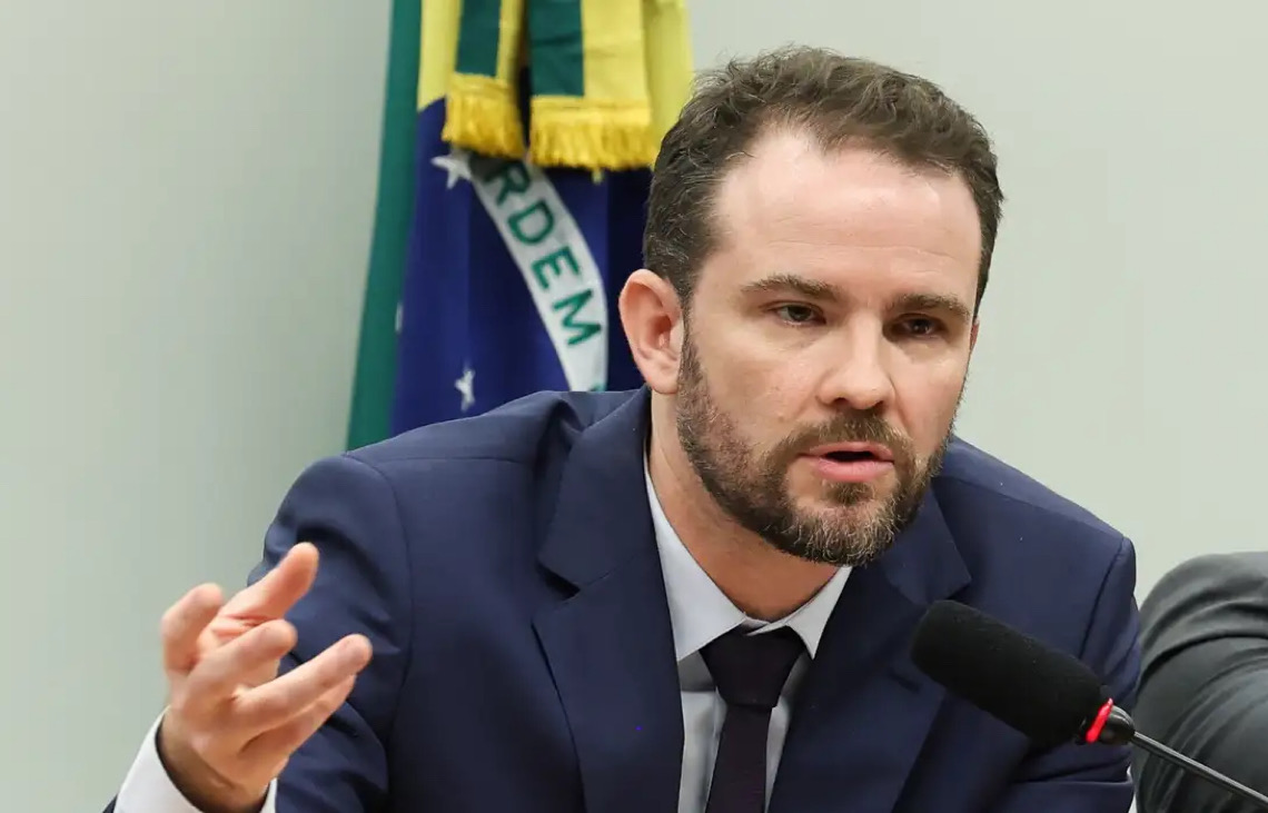 Fazenda ampliará limite de crédito do DF para salvar BRB, mas garantia virá de bancos, diz ministro