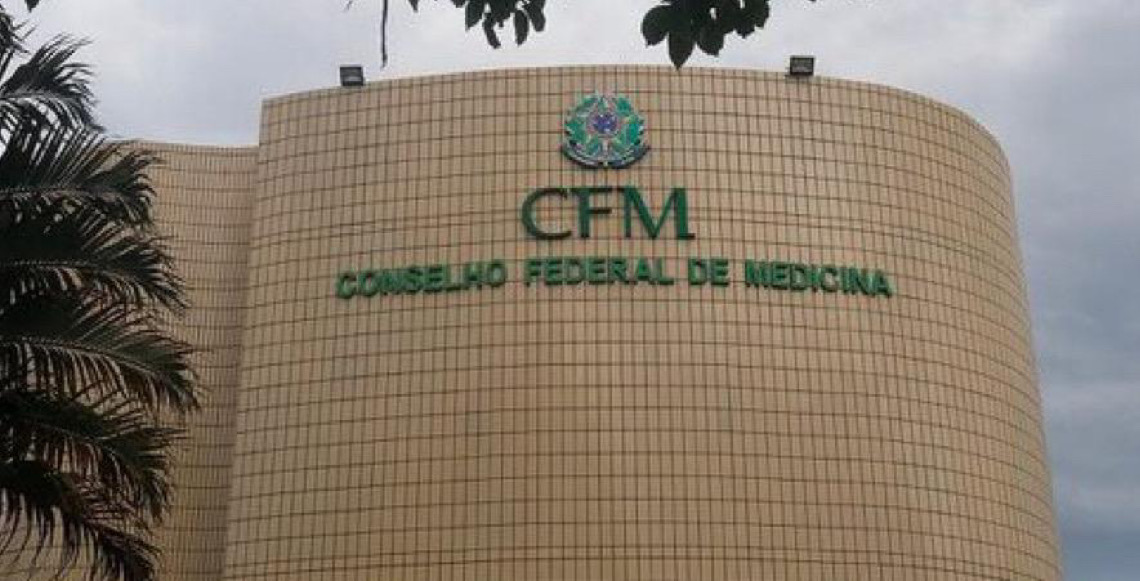 CFM lança plataforma para registrar casos de erros cometidos por não-médicos