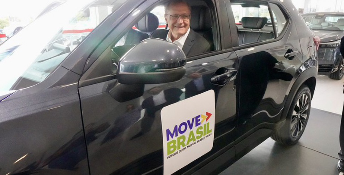 Move Brasil quer estimular mais mulheres no transporte por táxi e aplicativo, diz Alckmin