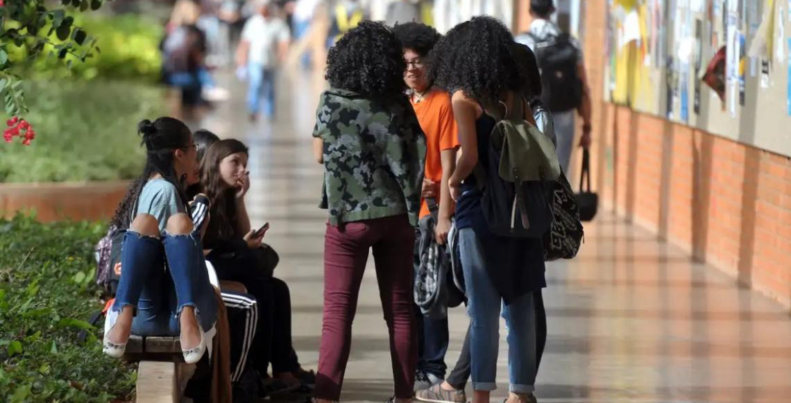 Governo do Brasil disponibiliza 670 vagas em cursos gratuitos para mulheres e pessoas negras