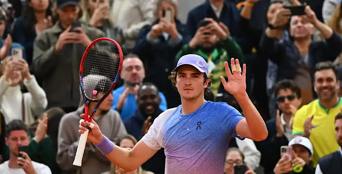 Fonseca chega às quartas e iguala campanha de Thomaz Koch em Roland Garros