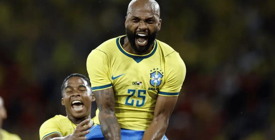 Carlo Ancelotti escala 2 times e seleção se despede com goleada sobre Panamá