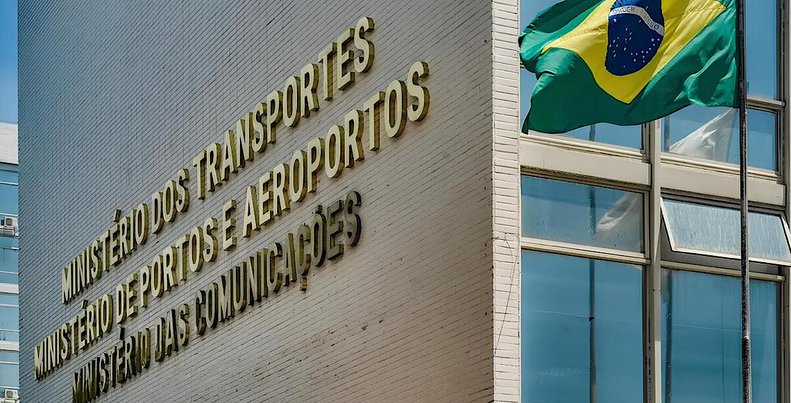 Anvisa atualiza norma para medidas de saúde em portos e aeroportos brasileiros