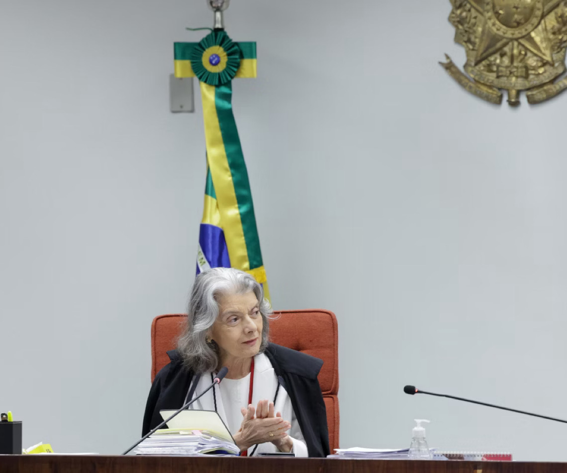 Cármen Lúcia cobra ética de juízes  em contraponto a 'Gilmarpalooza'