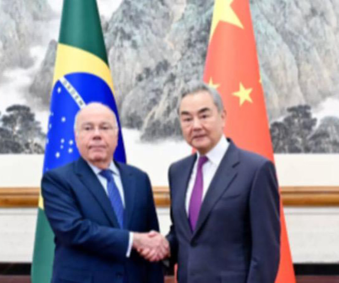 China defende soberania e independência brasileiras e ampliar cooperação