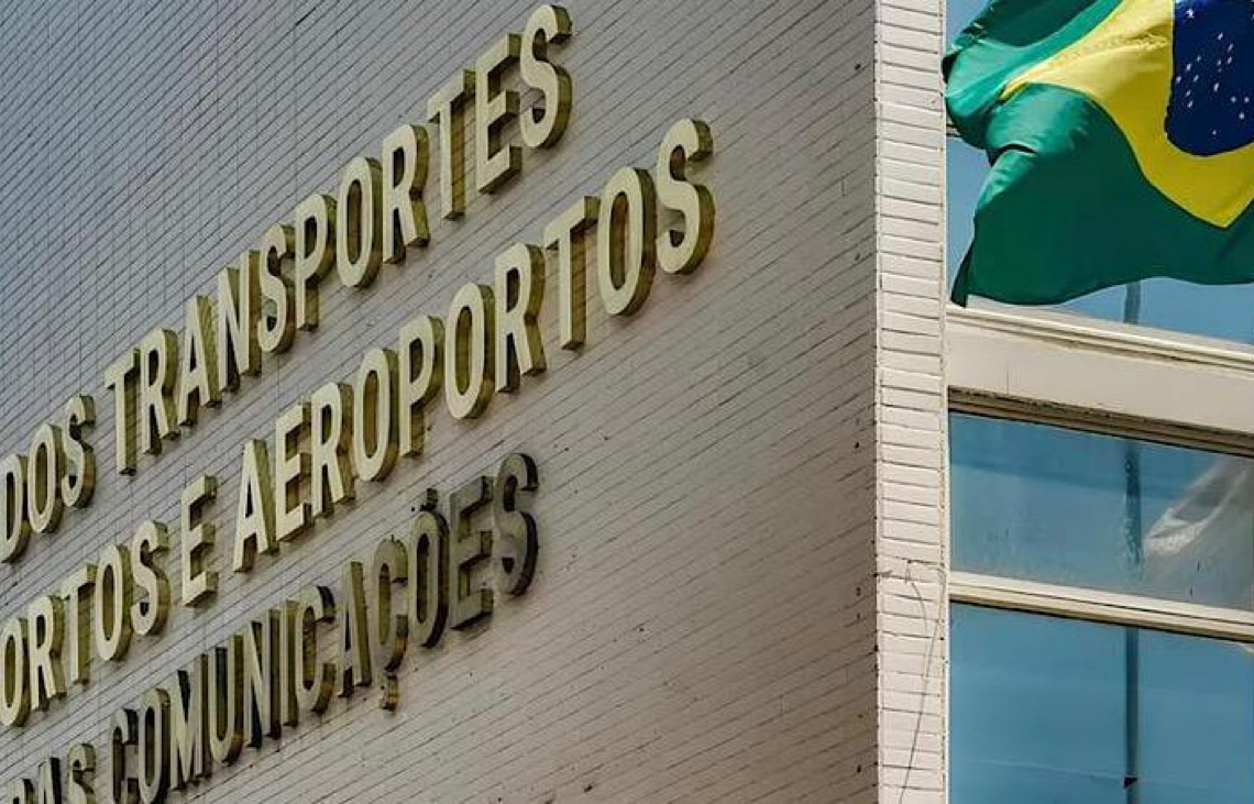 Anvisa atualiza norma para medidas de saúde em portos e aeroportos brasileiros