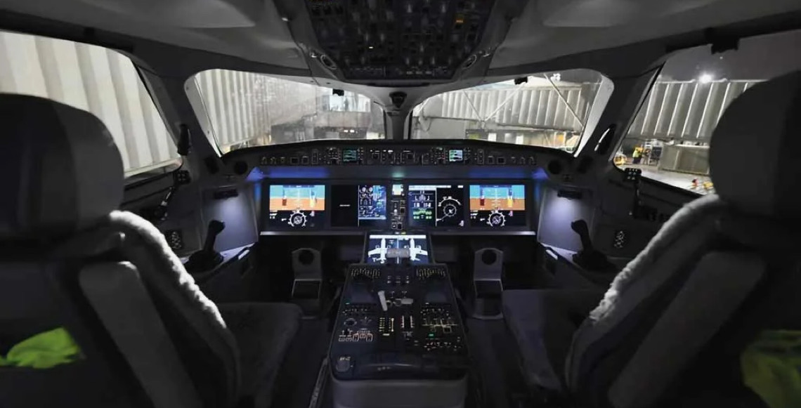 Lucro das companhias aéreas deve cair pela metade em 2026, prevê associação internacional
