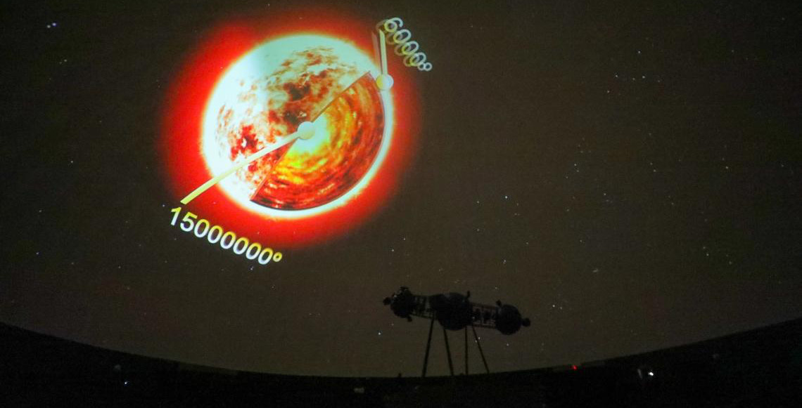 Planetário de Brasília celebra o Dia dos Namorados com observação noturna do céu
