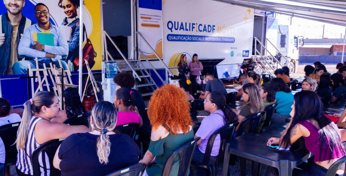Redes de assistência social, educação e trabalho garantem ao DF o topo em ranking de desenvolvimento humano