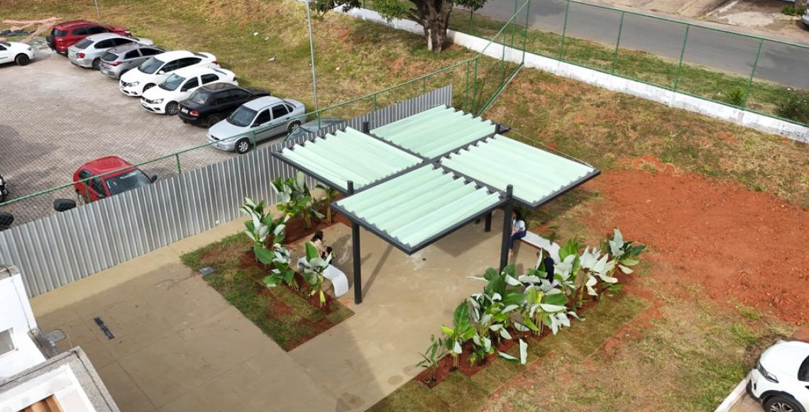 Materiais reaproveitados de obras do HBDF viram espaços de bem-estar em UPAs no Distrito Federal