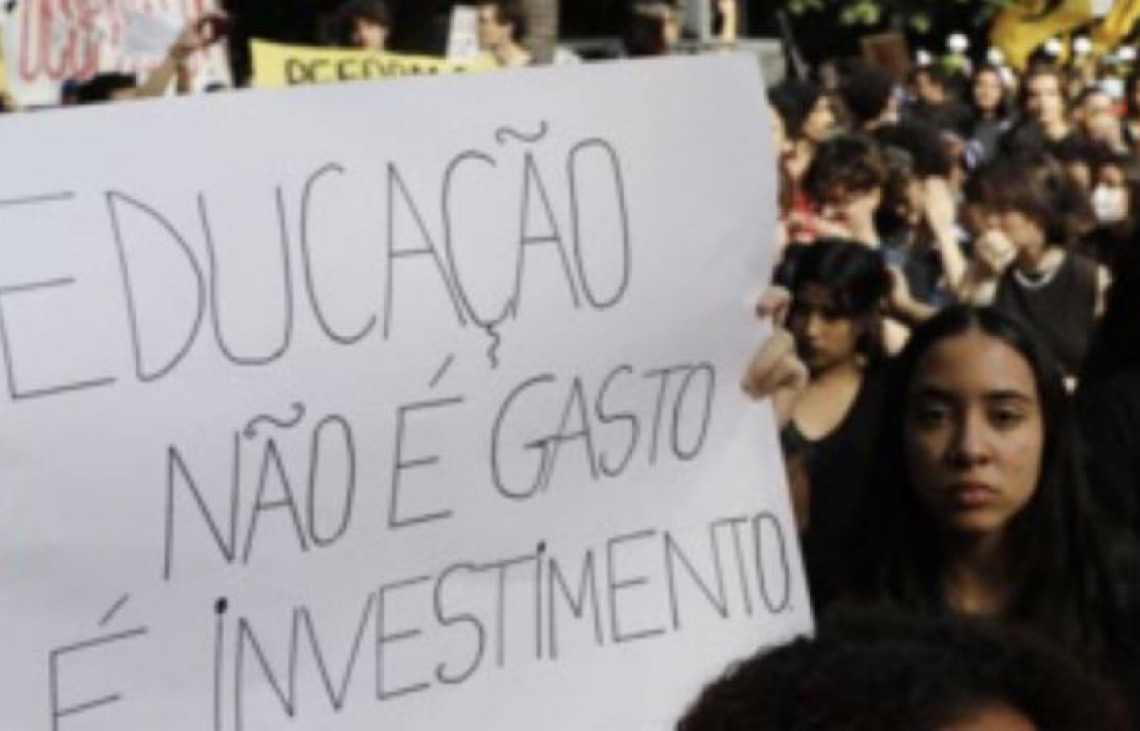 Brasil já puniu crianças, mudou maioridade penal ao longo da história e adotou lógica da proteção integral