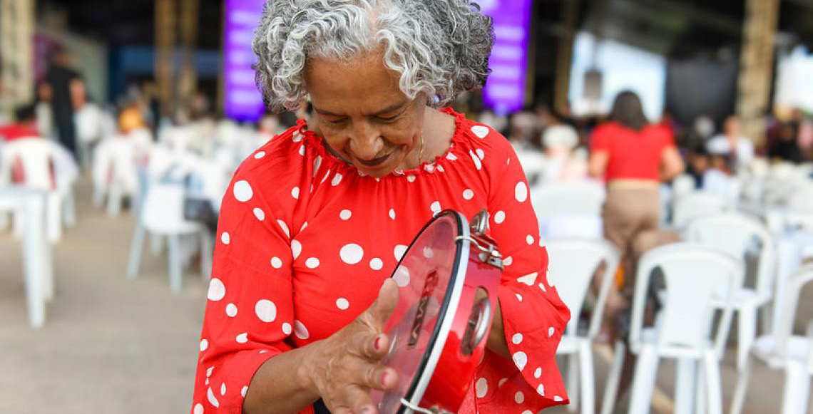 Junho Violeta mobiliza ações para prevenir a violência contra pessoa idosa