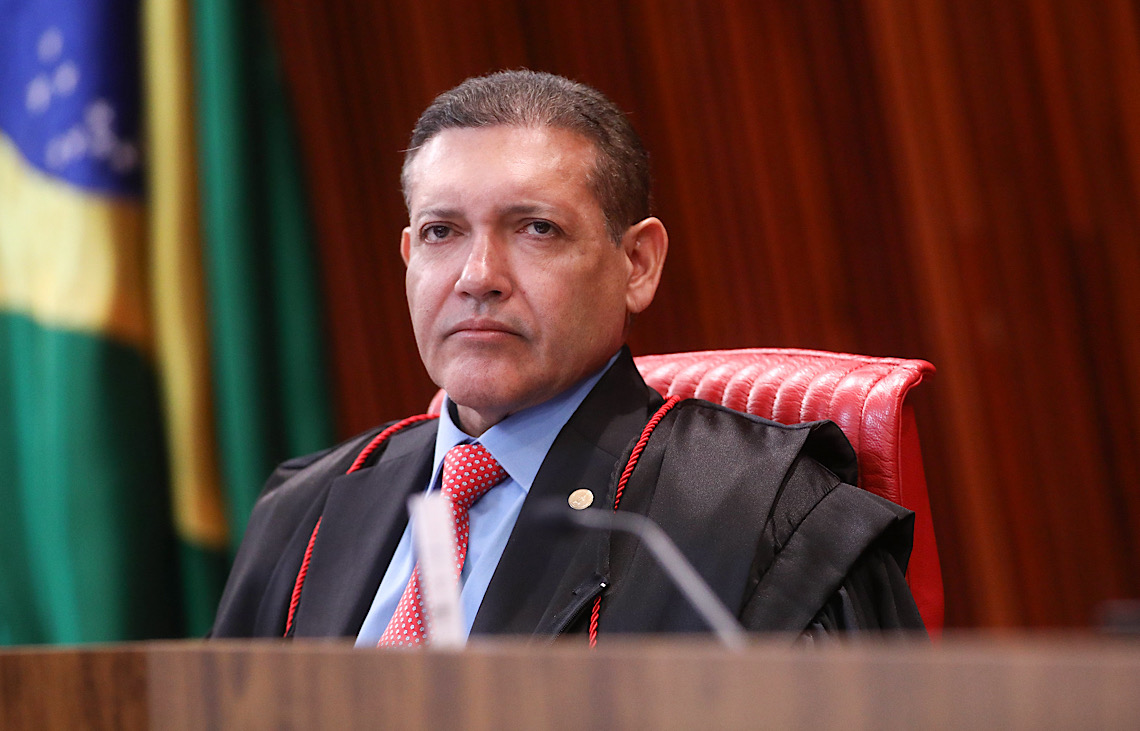 Ala do STF se prepara para atuar como revisora do TSE nas eleições, e Kassio tenta marcar posição