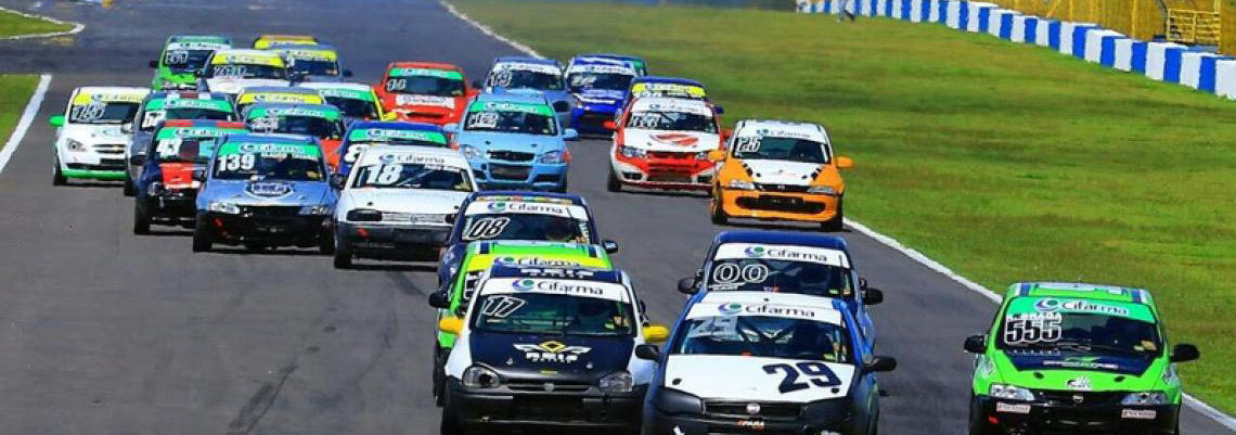 Disputa pelo campeonato esquenta na quarta etapa do Brasília Touring Series