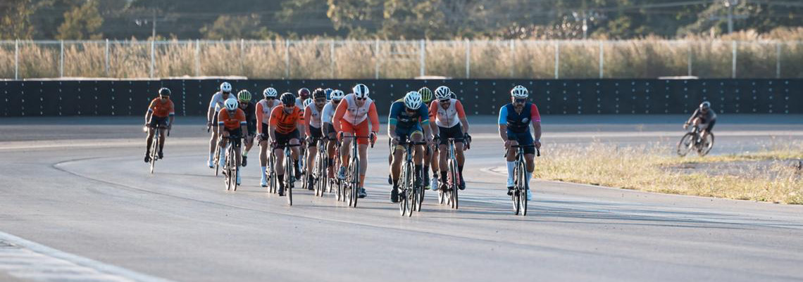 Onze mil ciclistas e corredores utilizam a pista do Autódromo Internacional de Brasília