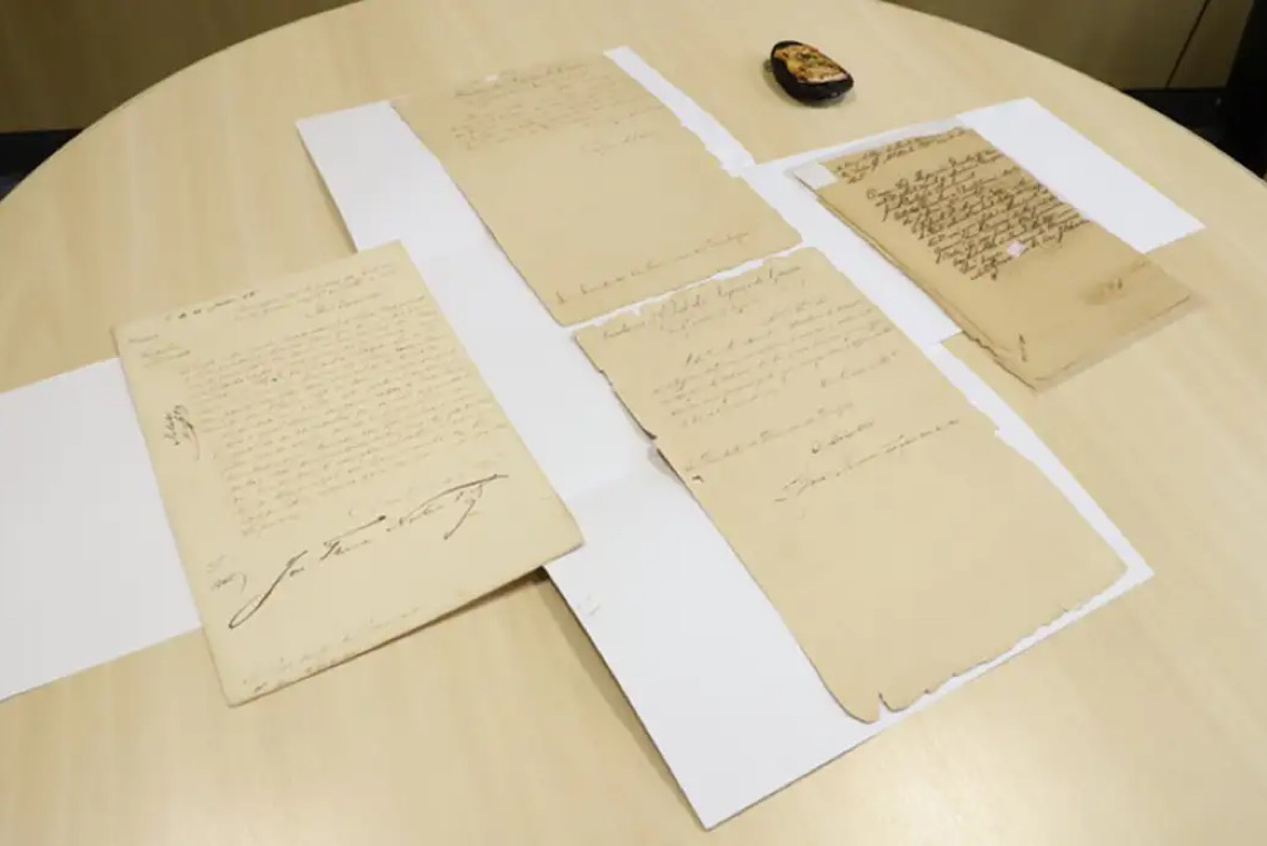 Polícia Federal restitui documentos imperiais brasileiros de natureza pública ao Arquivo Nacional