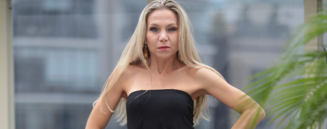 Empresária narra em livro ter sobrevivido a tentativa de feminicídio