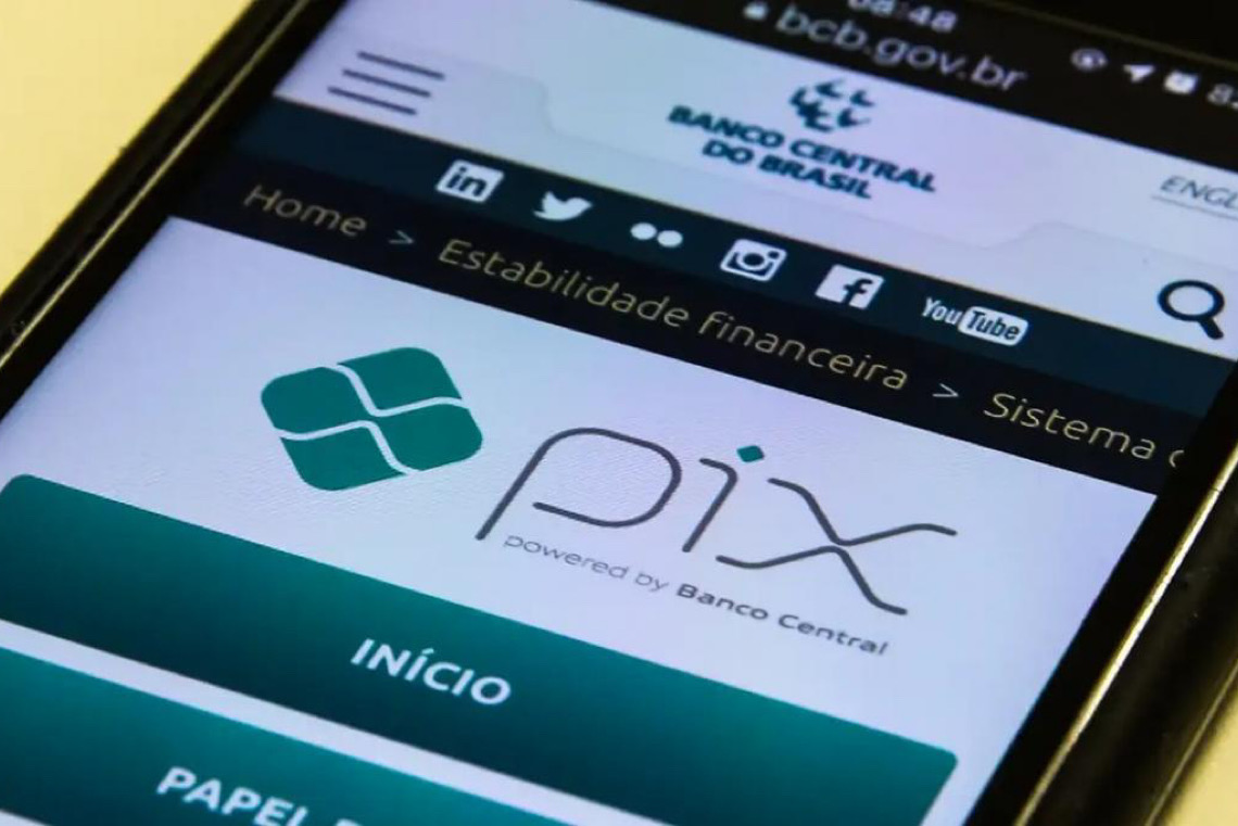 Pix por aproximação passa a mostrar saldo antes do pagamento, open finance reduz falhas