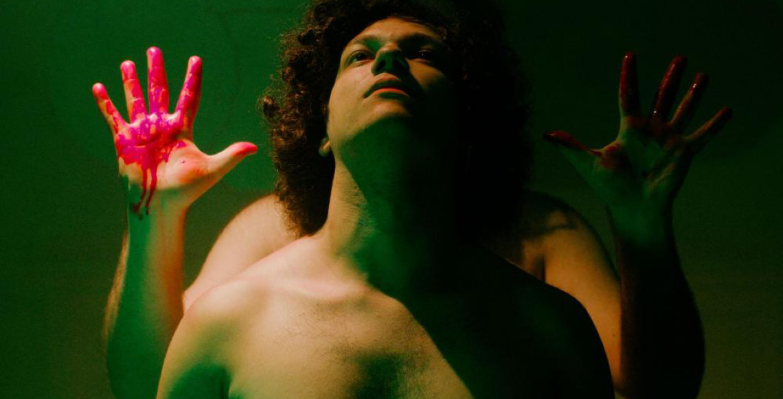 Cine Brasília celebra o Dia do Orgulho LGBTQIA+ com exibição de 'Labirinto dos Garotos Perdidos'