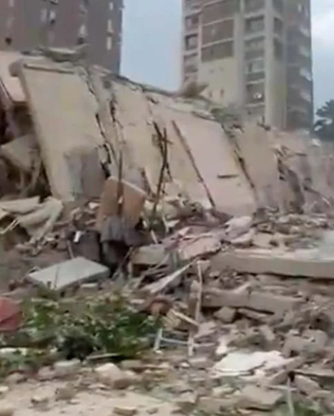 EUA, Brasil e Europa oferecem apoio à Venezuela após duplo terremoto devastador