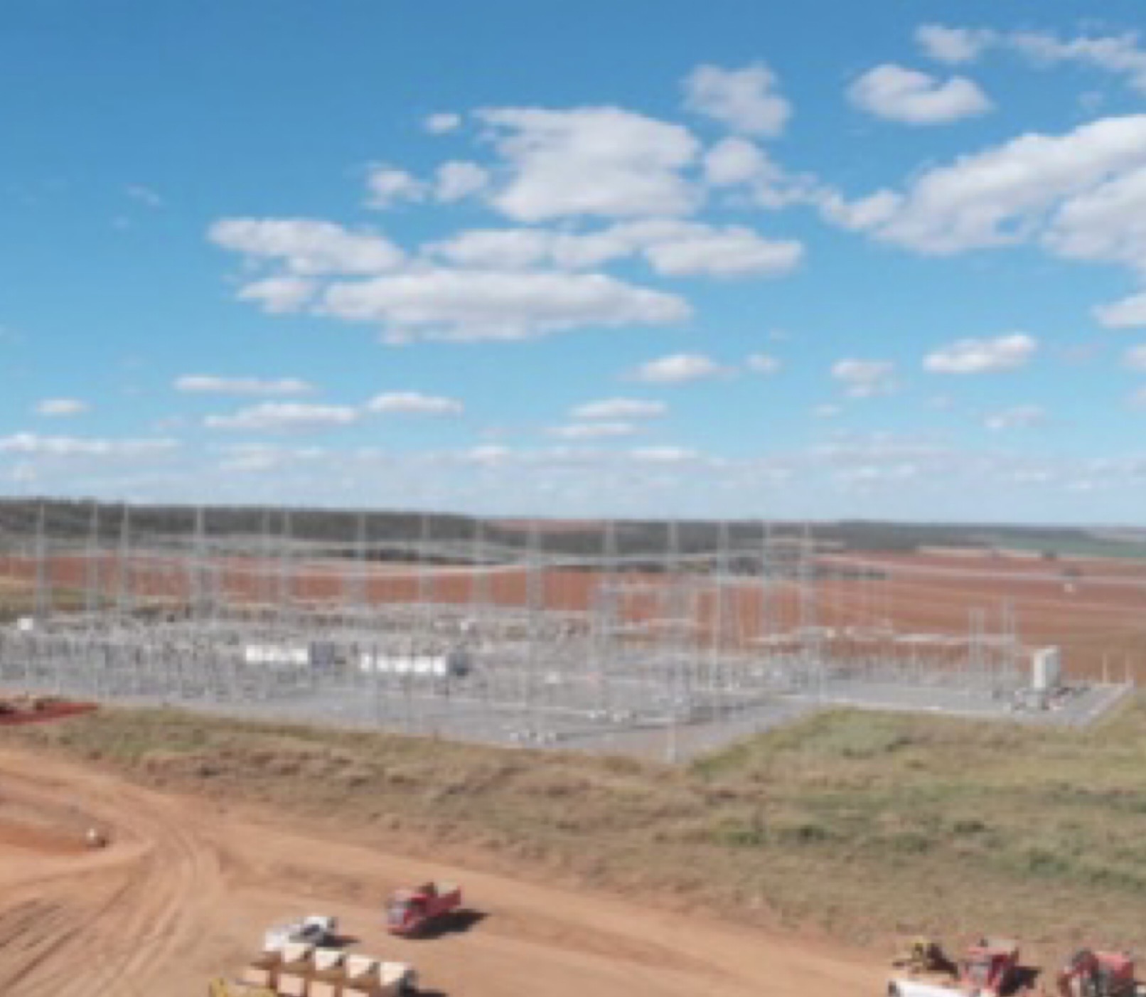 Linha de transmissão UHV com investimento chinês tem construção no Nordeste