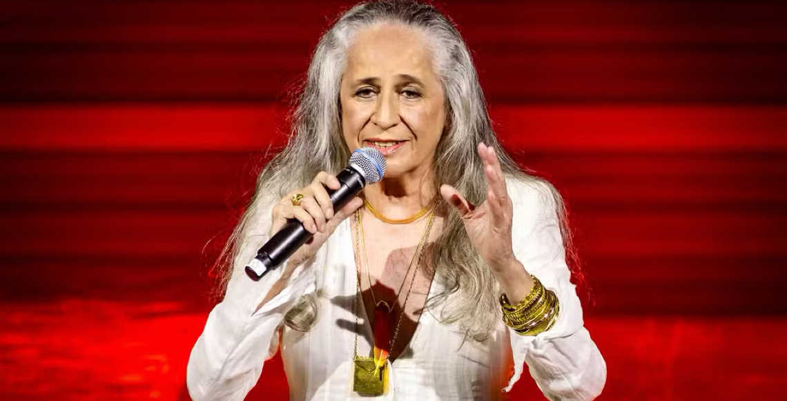 Maria Bethânia chega aos 80 anos como referência da música brasileira 