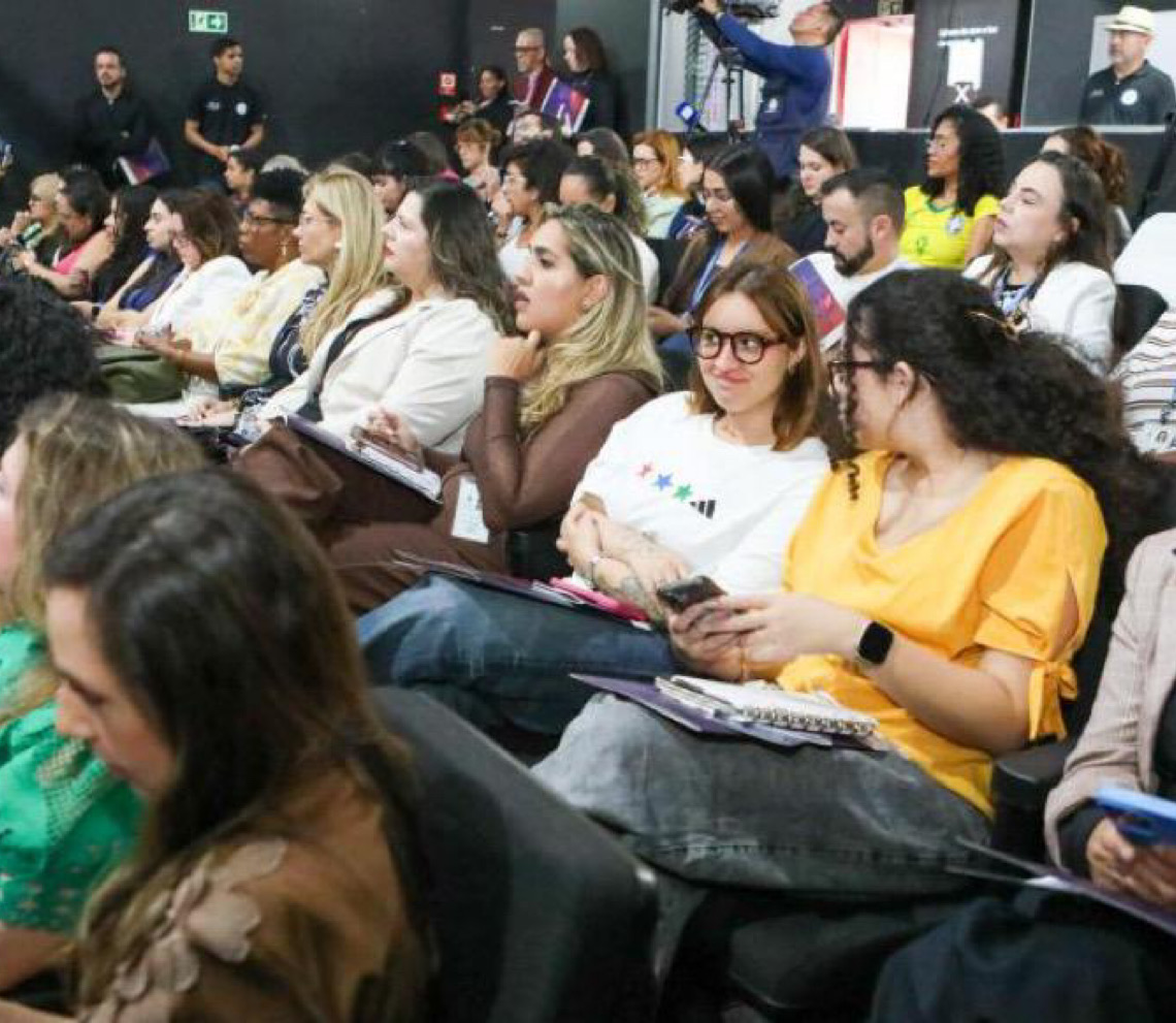 Guia fortalece comunicação na prevenção da violência contra a mulher no DF