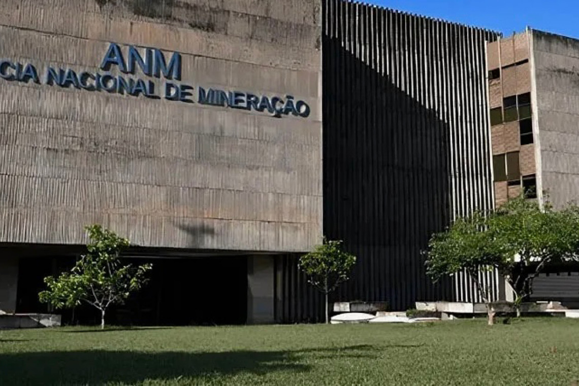 Agência de mineração contrariou parecer interno e reativou alvarás abandonados por mineradora