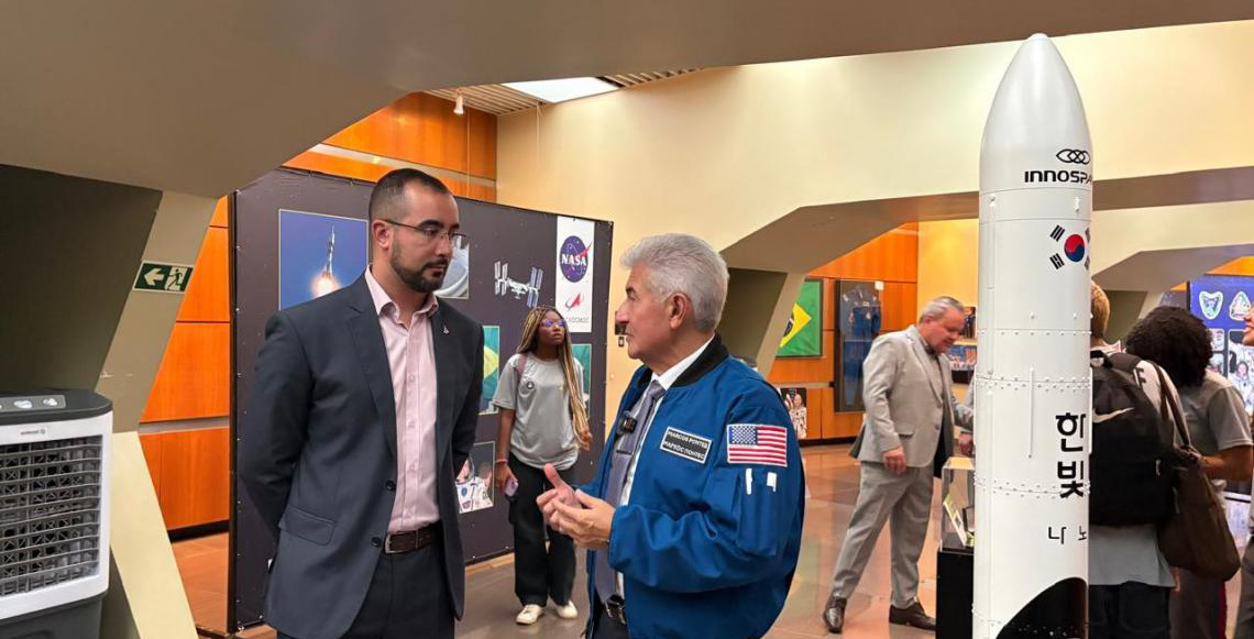 Exposição leva experiências imersivas sobre exploração espacial ao Planetário de Brasília