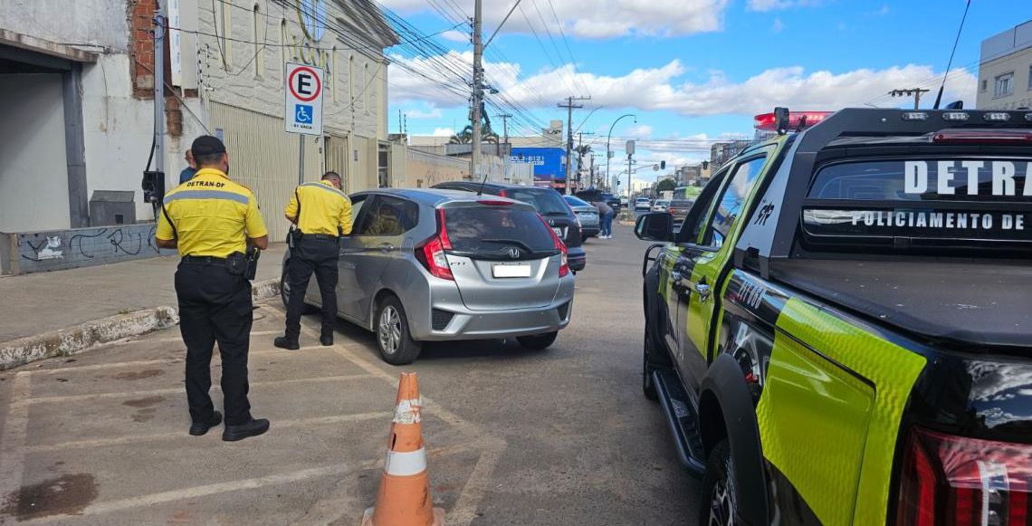 Vaga de estacionamento especial é só para quem tem credencial