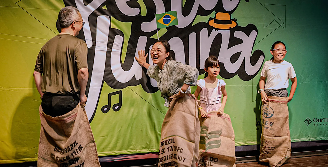 Terceira Festa Junina em Pequim reúne mais de 550 pessoas no Ano Cultural Brasil-China
