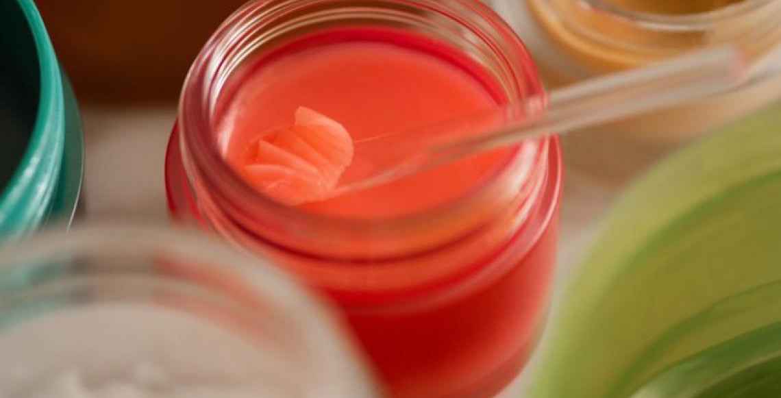 Padrões internacionais: Publicada atualização de substâncias aprovadas para uso em cosméticos